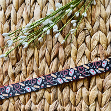 Load image into Gallery viewer, Black Medical Field Non Slip Headband