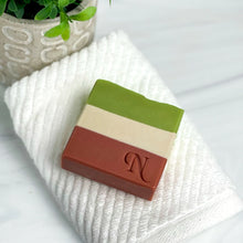 Load image into Gallery viewer, Balsam & Berry Artisan Soap