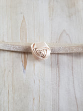 Load image into Gallery viewer, Petite Rose Headband- Natural